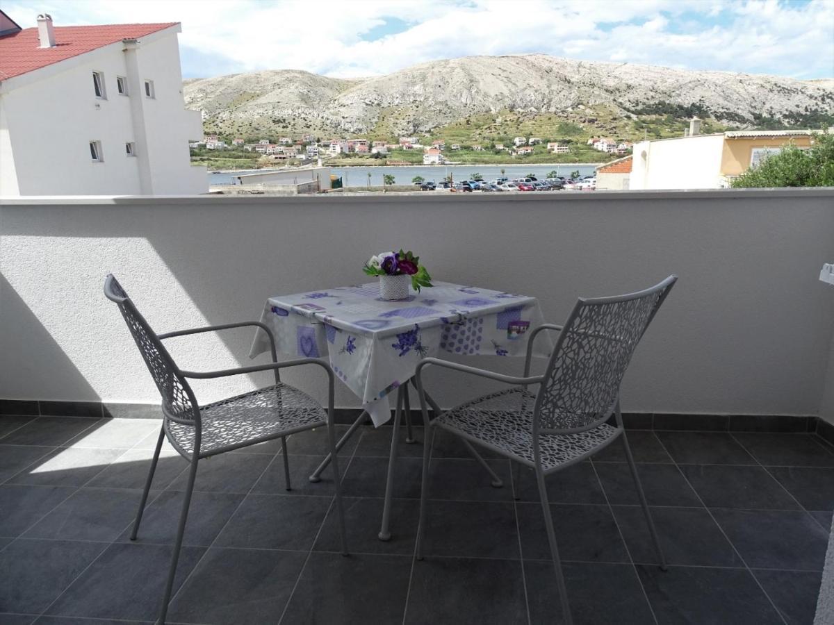 Apartments By The Sea Pag - 16100 Pag Town Εξωτερικό φωτογραφία