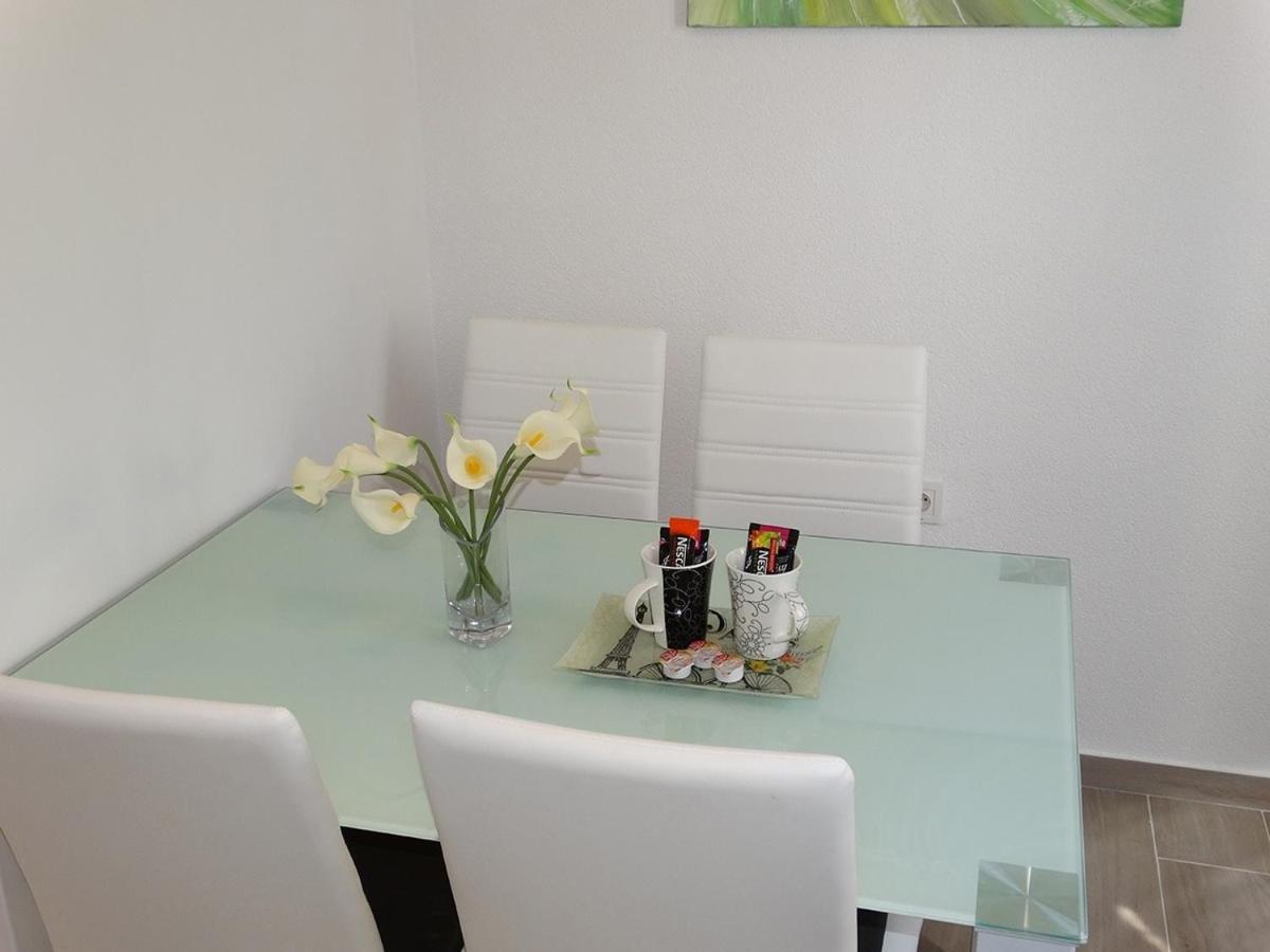 Apartments By The Sea Pag - 16100 Pag Town Εξωτερικό φωτογραφία